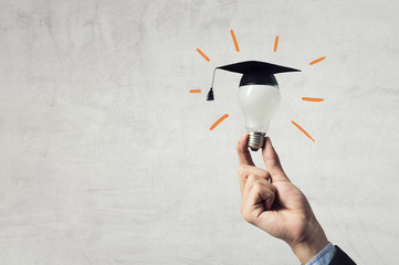 罗宾范佩西的资料！