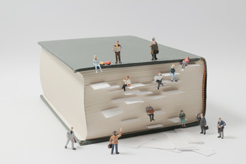 红豆象征相思的典故是什么？