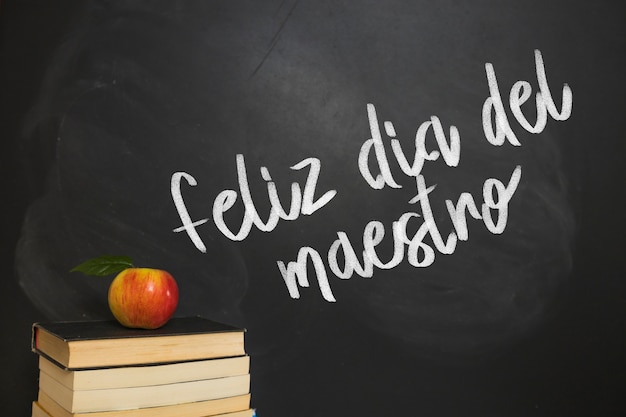 不向命运低头的名人事例